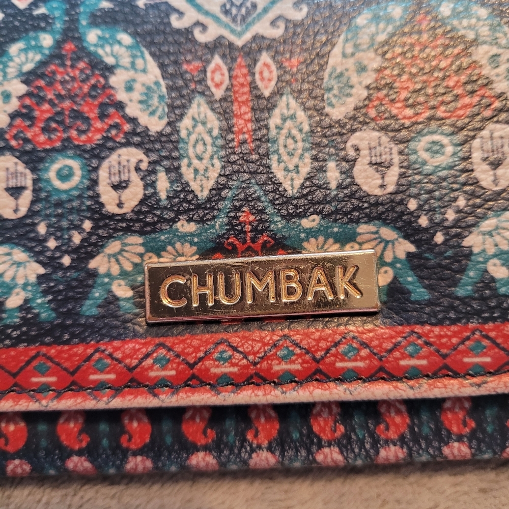 CHUMBAK MULTI COLORED WALLET AZTEC PRINT BOHEMIAN BLUE RED EUC